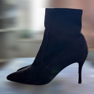 Nine West, Size 10M, Ankle Brown Suede Booties